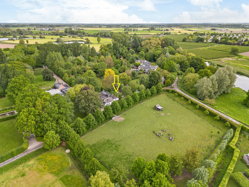Luchtfoto hoger 1.jpg